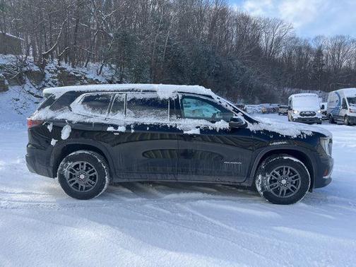 2025 GMC Acadia AWD Elevation