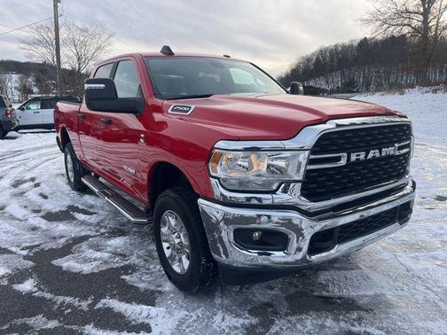 2024 RAM 2500 Big Horn Crew Cab 4x4 6'4' Box