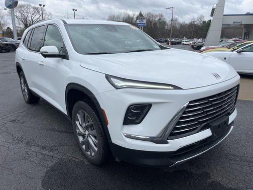 2025 Buick Enclave Preferred FWD