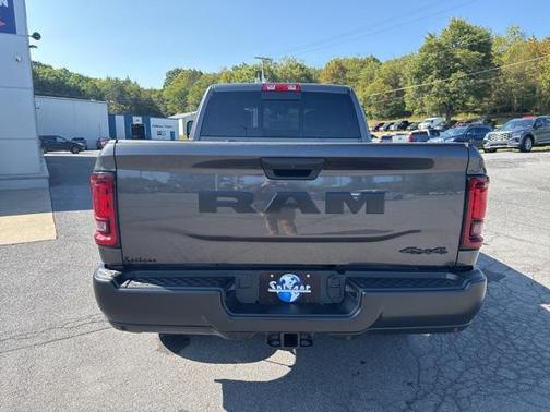 2025 RAM 2500 Tradesman Crew Cab 4x4 6'4' Box