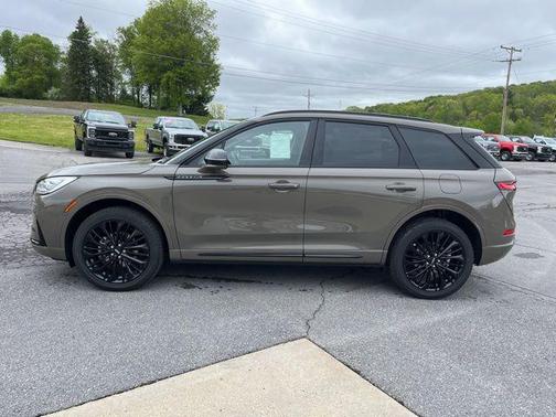 2025 Lincoln Corsair Reserve