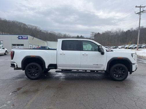 2024 GMC Sierra 3500 AT4