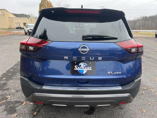 2022 Nissan Rogue SL