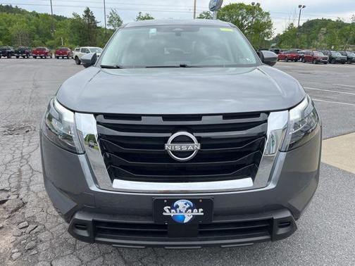 2024 Nissan Pathfinder SV 4WD