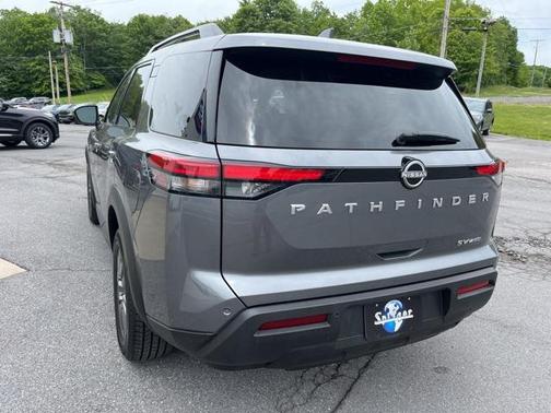 2024 Nissan Pathfinder SV 4WD