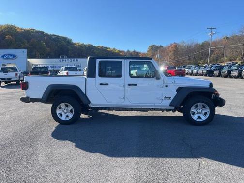 2023 Jeep Gladiator Sport S