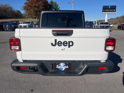 2023 Jeep Gladiator Sport S
