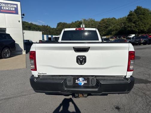 2024 RAM 2500 Tradesman Crew Cab 4x4 8' Box