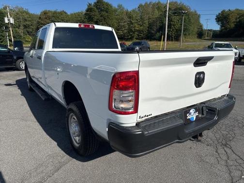 2024 RAM 2500 Tradesman Crew Cab 4x4 8' Box
