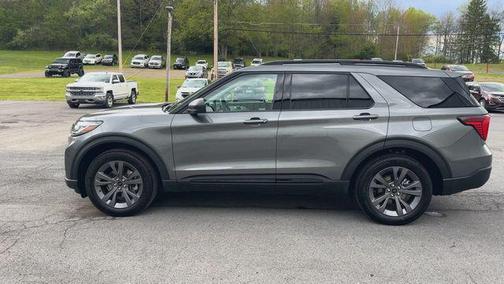 CARBONIZED GRAY METALLIC 2026 Ford Explorer Active w/200A Pkg