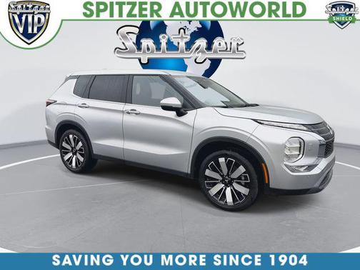 Alloy Silver Metallic 2025 Mitsubishi Outlander SE S-AWC