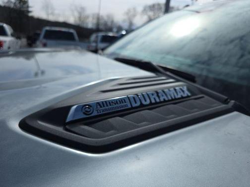 Sterling Gray Metallic 2024 Chevrolet Silverado 3500 High Country