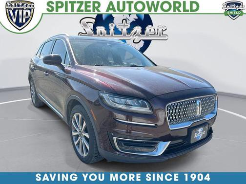 2019 Lincoln Nautilus Select