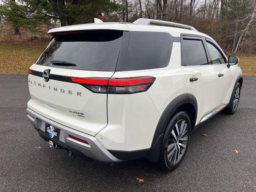 2023 Nissan Pathfinder Rock Creek 4WD