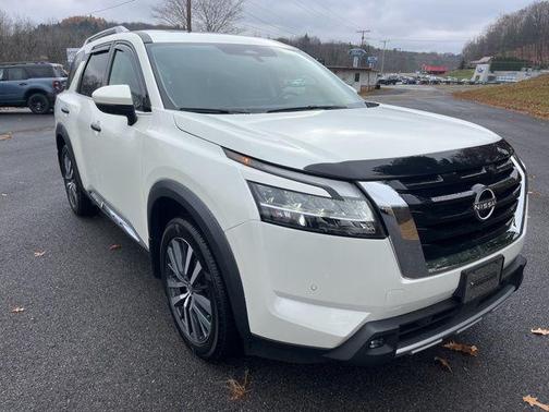 2023 Nissan Pathfinder Rock Creek 4WD
