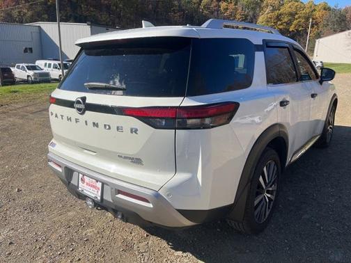 2023 Nissan Pathfinder Rock Creek 4WD