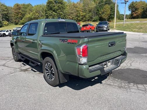 2022 Toyota Tacoma TRD Sport