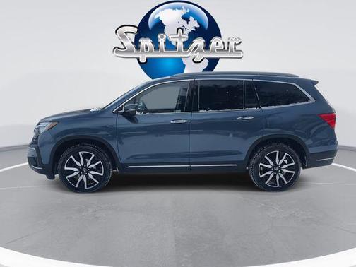 2021 Honda Pilot Touring 8-Passenger
