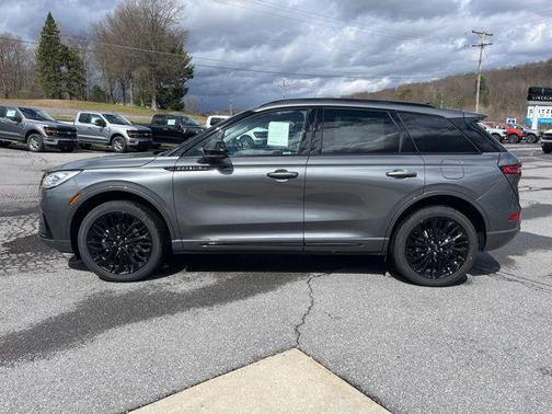 2025 Lincoln Corsair Reserve