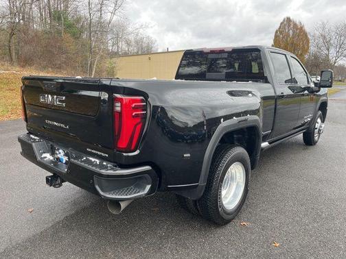 2024 GMC Sierra 3500 Denali