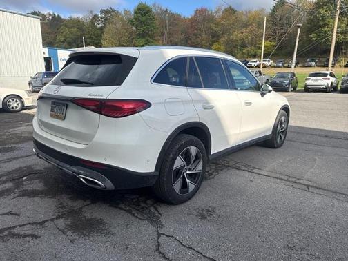 2024 Mercedes-Benz GLC 300 4MATIC