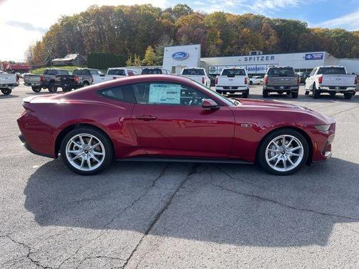 2025 Ford Mustang GT Premium