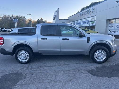 2022 Ford Maverick XL