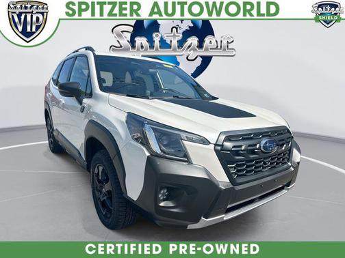 Crystal White Pearl 2025 Subaru Forester Wilderness