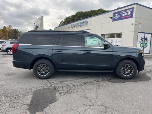 2025 Ford Expedition Max Active 4x4