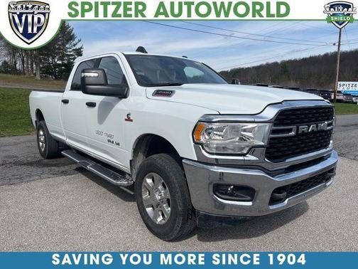 Bright White Clearcoat 2024 RAM 3500 Big Horn Crew Cab 4x4 8' Box