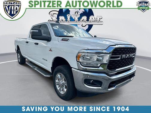 Bright White Clearcoat 2024 RAM 3500 Big Horn Crew Cab 4x4 8' Box