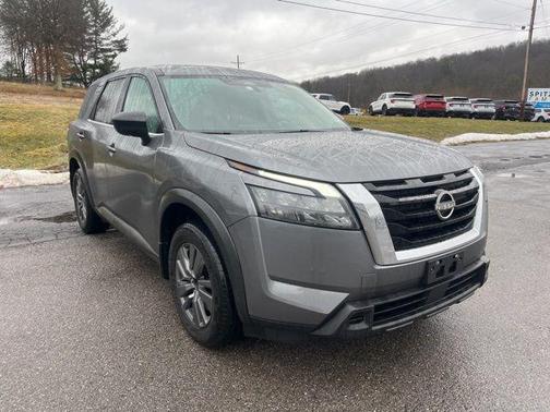 2023 Nissan Pathfinder S 4WD