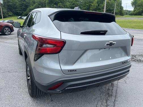 2024 Chevrolet Trax FWD 1RS