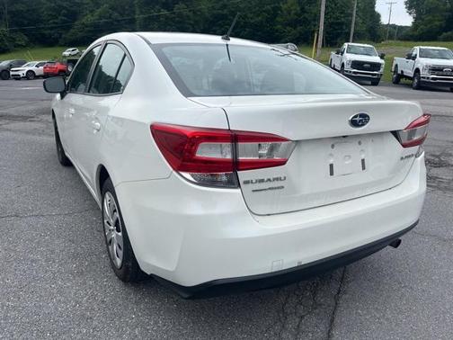 2022 Subaru Impreza Base