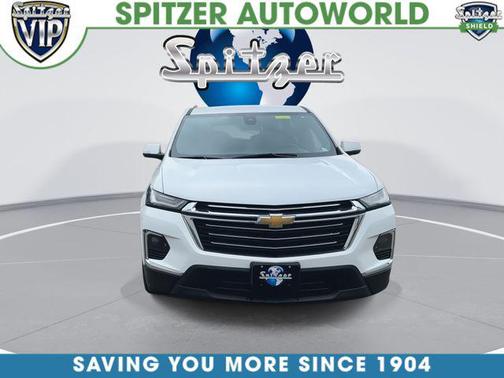 Summit White 2023 Chevrolet Traverse LT Leather