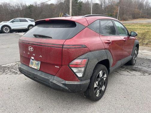 2025 Hyundai KONA SEL