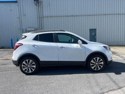 Summit White 2019 Buick Encore Preferred