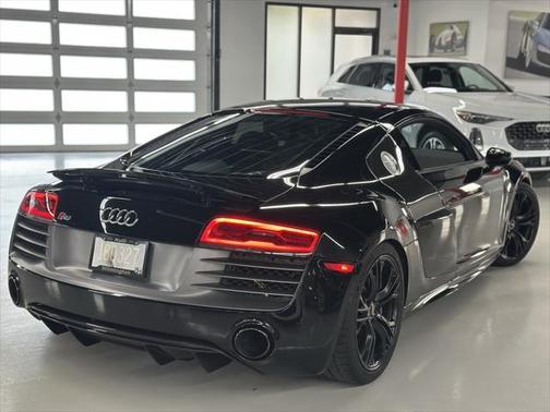 2014 Audi R8 5.2 plus