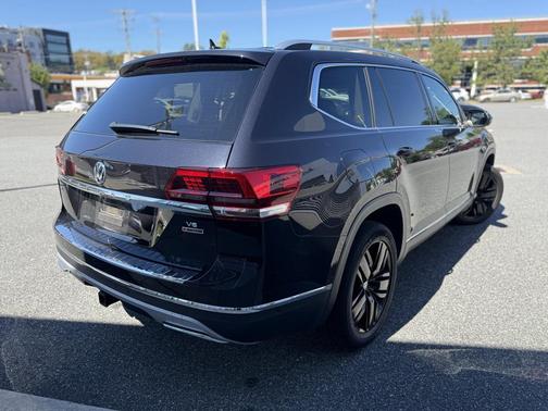 2019 Volkswagen Atlas 3.6L SEL Premium