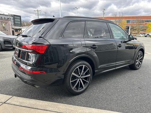 2026 Audi Q7 45 Premium Plus