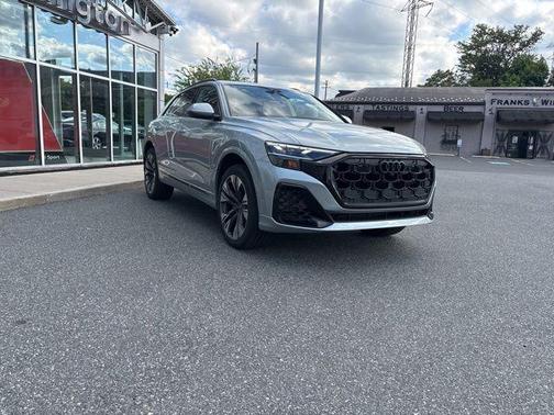 Satellite Silver Metallic 2026 Audi Q8 55 Premium Plus