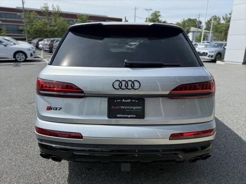 2024 Audi SQ7 4.0T Premium Plus