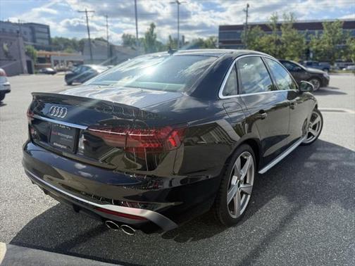 2023 Audi S4 Premium Plus TFSI quattro Tiptronic