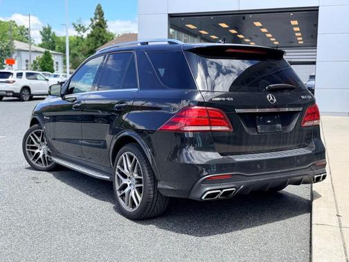 Obsidian Black Metallic 2016 Mercedes-Benz AMG GLE S 4MATIC+