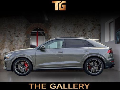 Daytona Gray Pearl Effect 2025 Audi RS Q8 4.0T