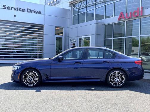 Mediterranean Blue Metallic 2020 BMW 530 xDrive