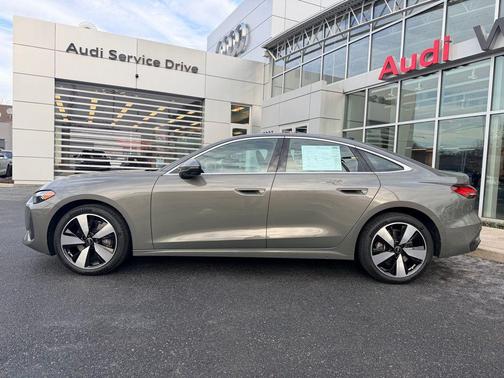 2025 Audi A5 Premium Plus TFSI quattro S tronic