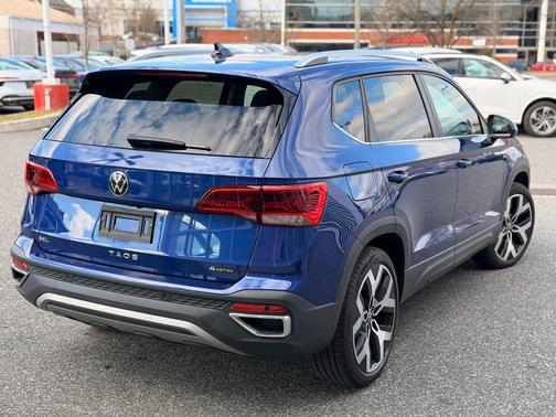 2022 Volkswagen Taos 1.5T SEL