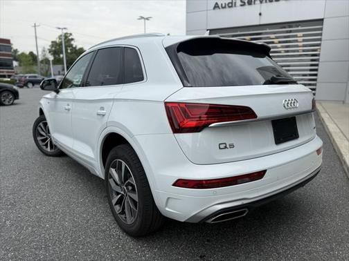 2024 Audi Q5 45 S line Premium