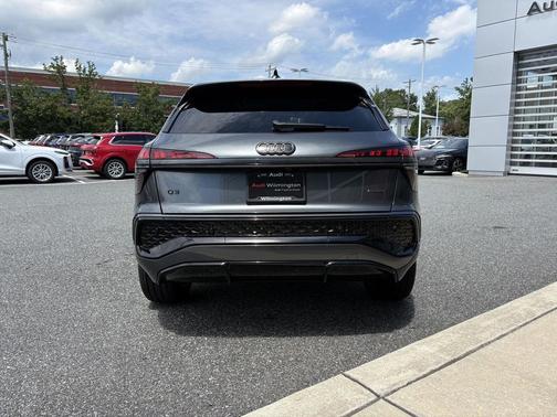 Daytona Gray Pearl Effect 2026 Audi Q3 TFSI quattro S tronic